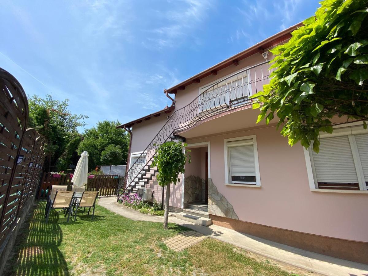 Do-Ti Apartmanhaz Balatonlelle Extérieur photo