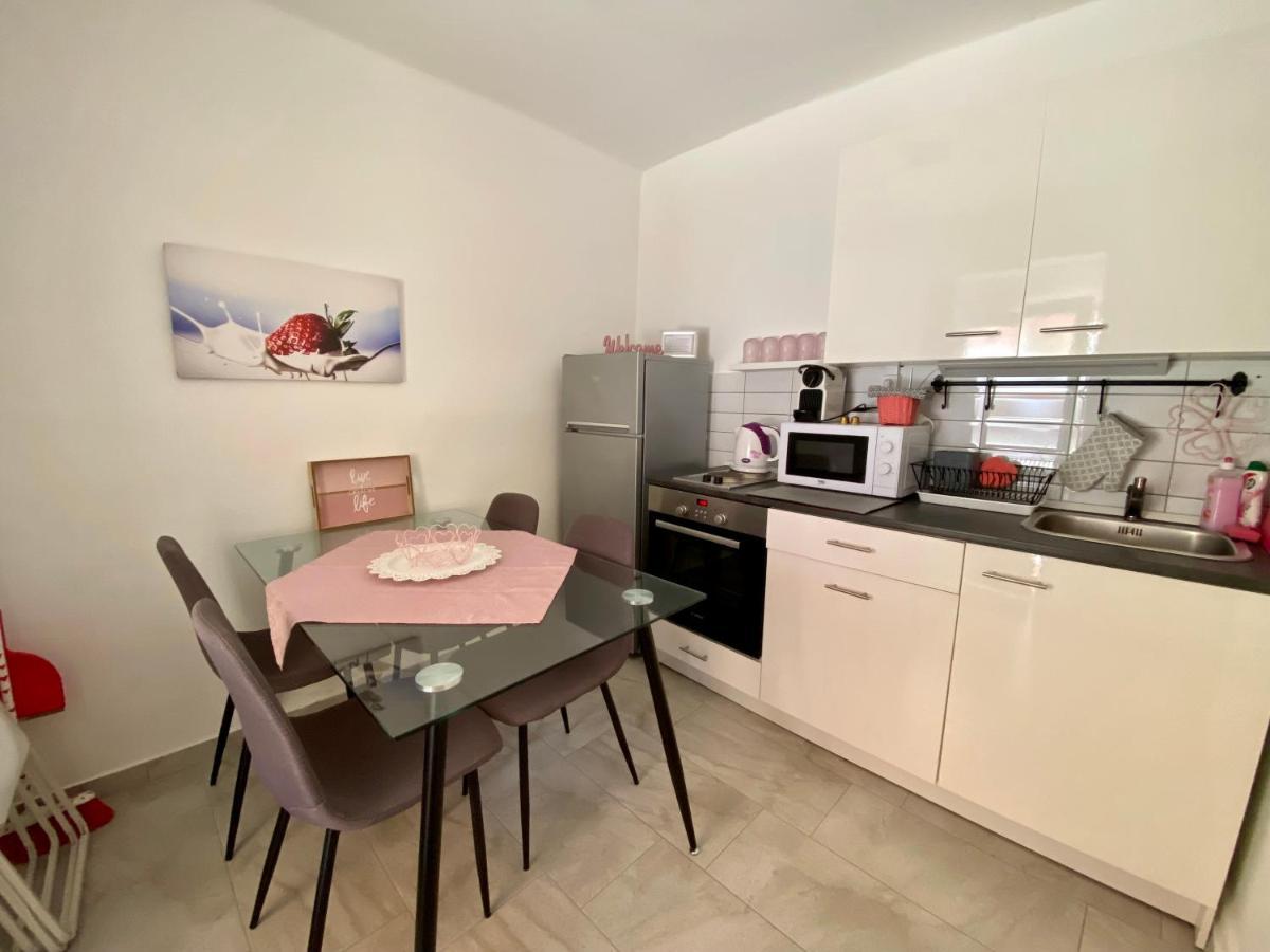 Do-Ti Apartmanhaz Balatonlelle Extérieur photo